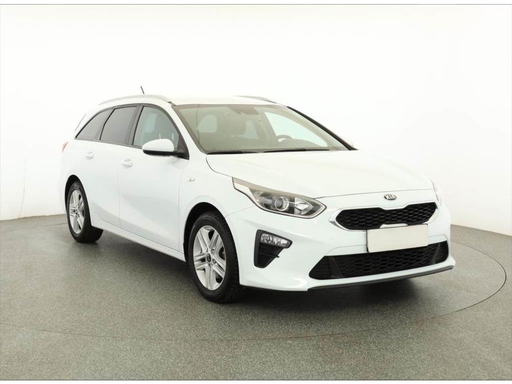 Kia Ceed 1.4 CVVT, R,1.maj, Serv.kniha