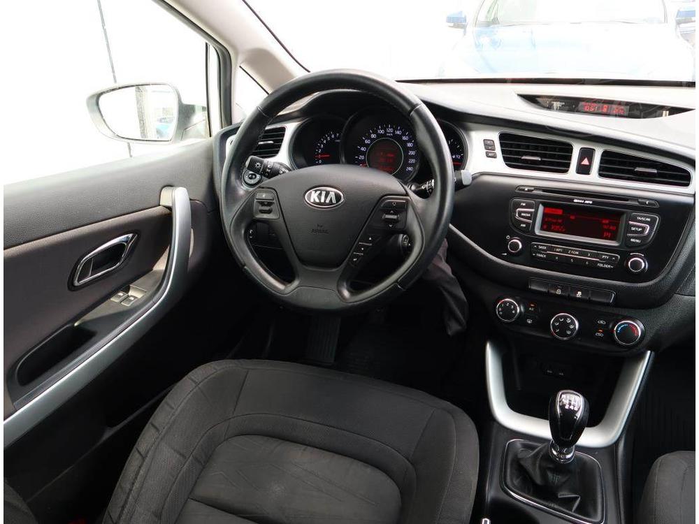 Kia Ceed 1.4 CVVT, R,1.maj, Serv.kniha