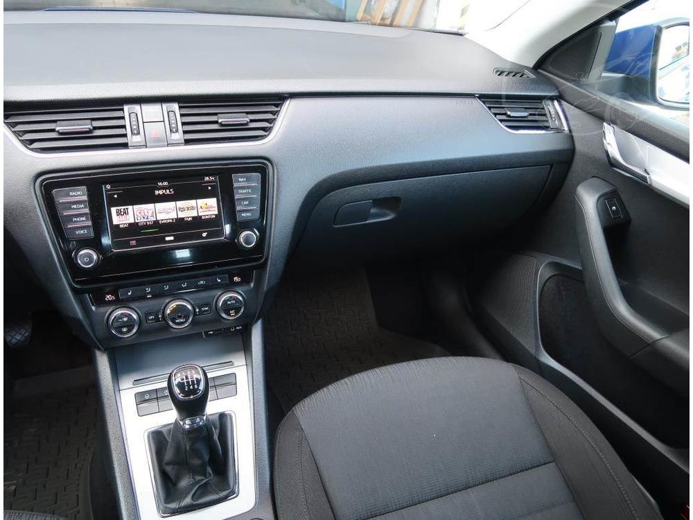 koda Octavia 2.0 TDI, Style Plus, Navi