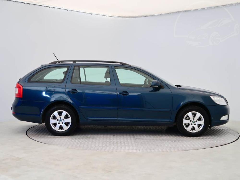 koda Octavia 1.6 TDI, Ambition, Serv.kniha