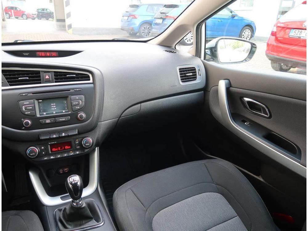 Kia Ceed 1.6 CRDi, Serv.kniha