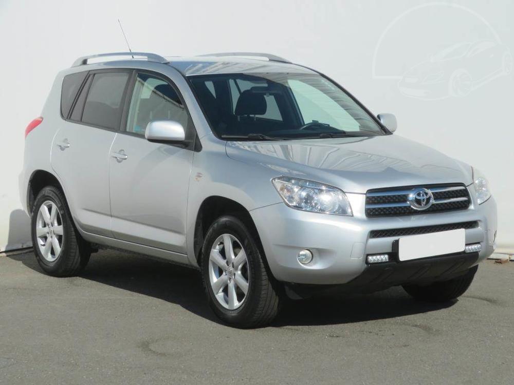 Toyota RAV4 2.0 VVT-i , 4X4, ČR,1.maj