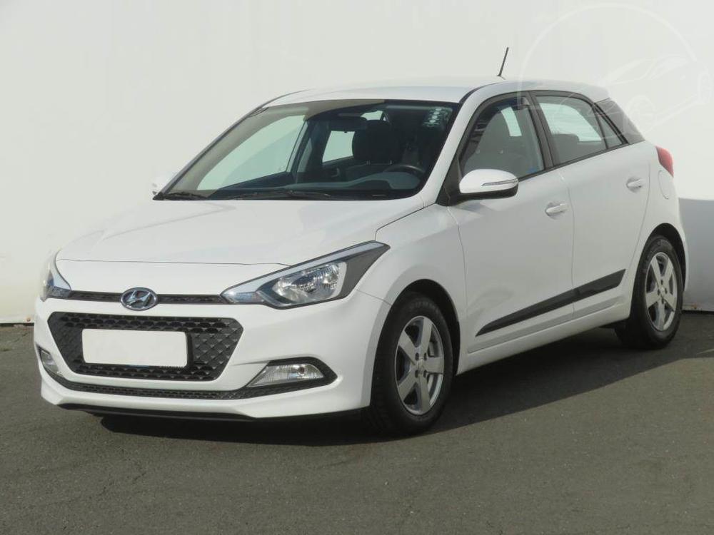 Hyundai i20 1.2, R,2.maj, Serv.kniha