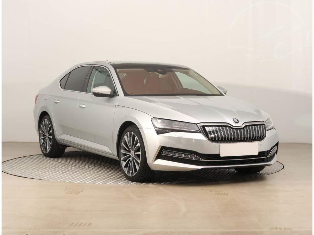 Škoda Superb iV 1.4 TSI PHEV