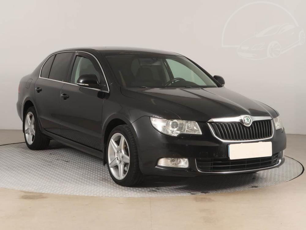 Škoda Superb 1.4 TSI, Automatická klima