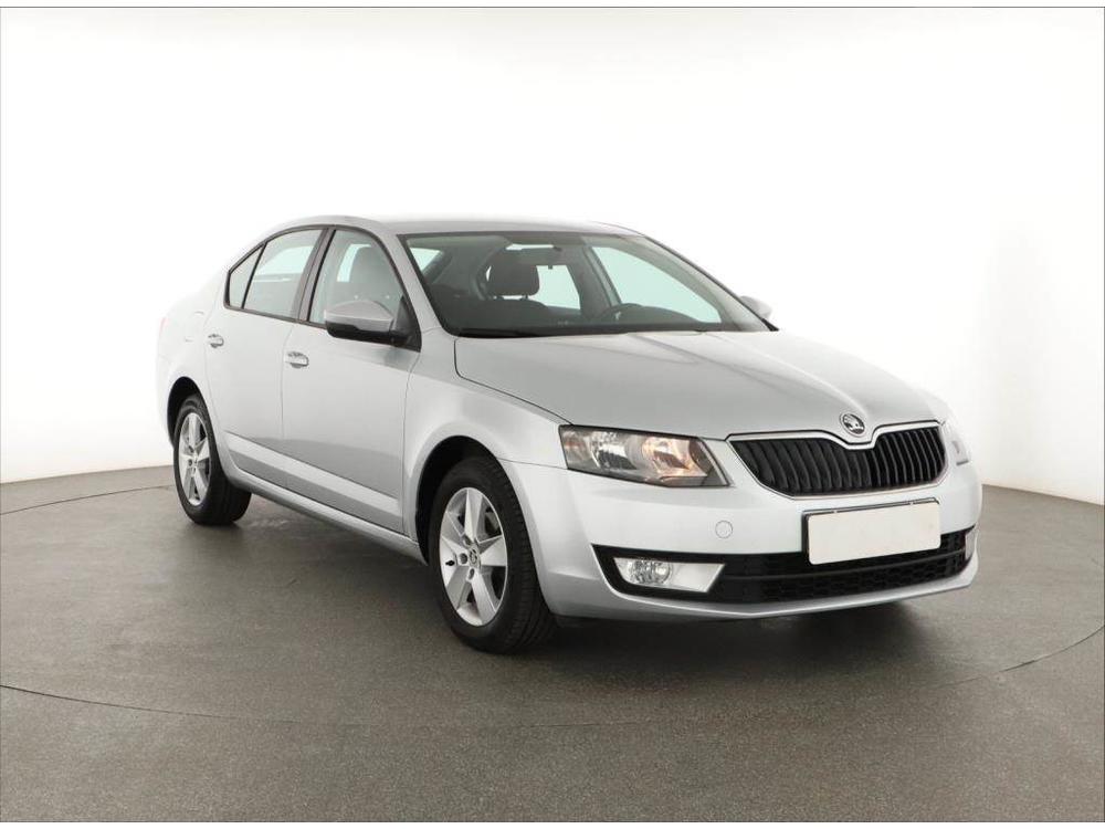 Škoda Octavia 1.6 TDI, ČR,2.maj, Serv.kniha