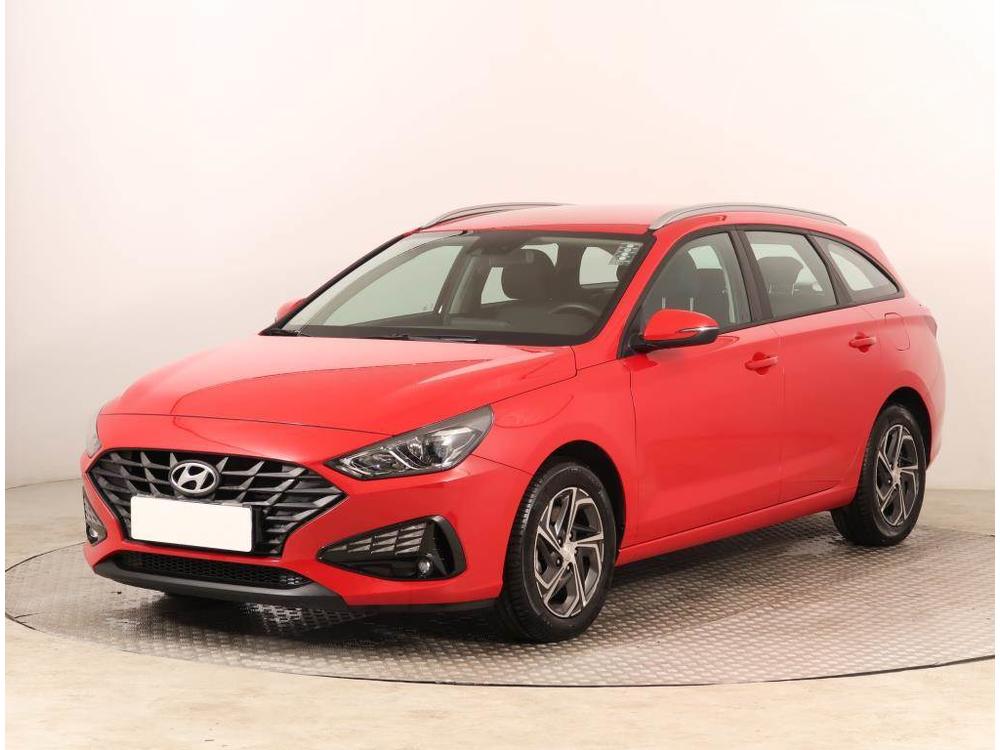 Prodm Hyundai i30 1.5 DPI, NOV CENA, R,2.maj