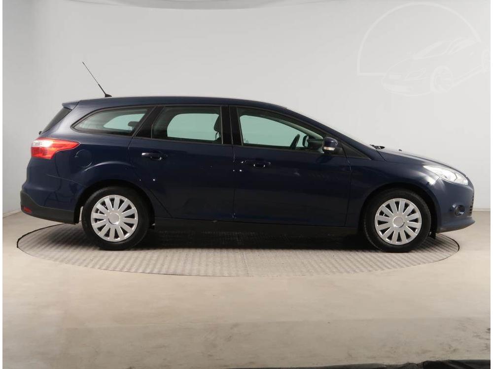 Ford Focus 1.6 i, Klima, El. okna