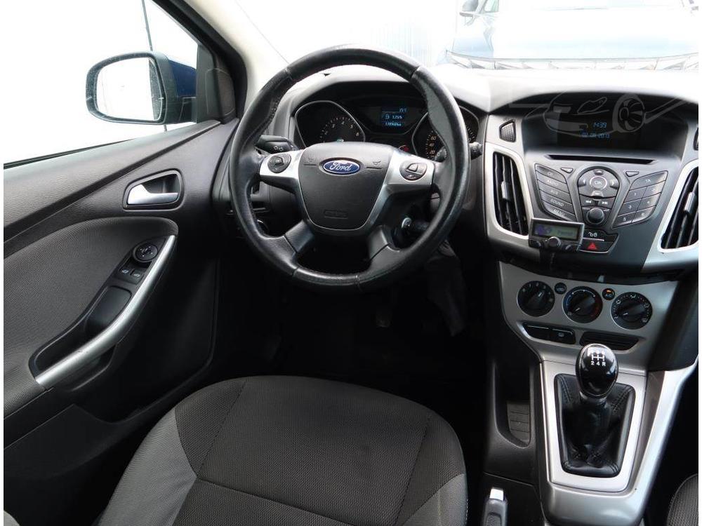 Ford Focus 1.6 i, NOV CENA, Klima