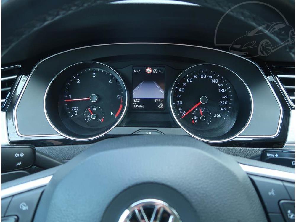 Volkswagen Passat 2.0 TDI, Elegance, Automat