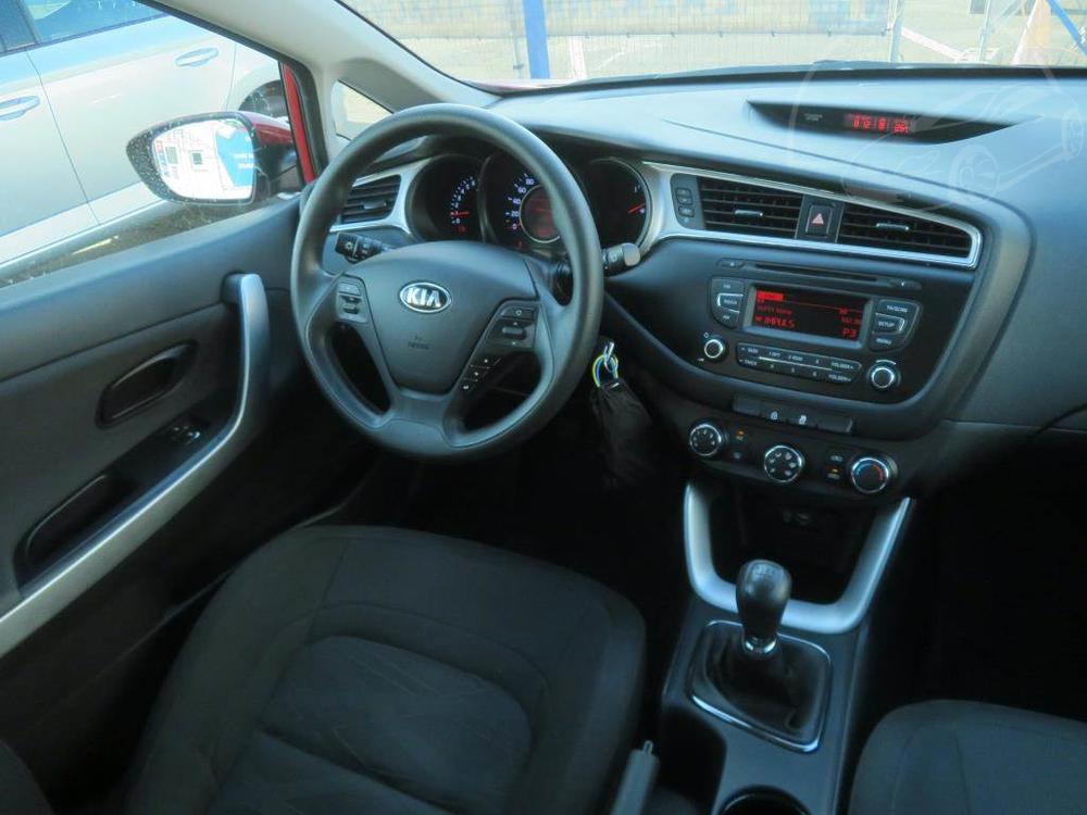 Kia Ceed 1.4 MPI, R,1.maj, Serv.kniha