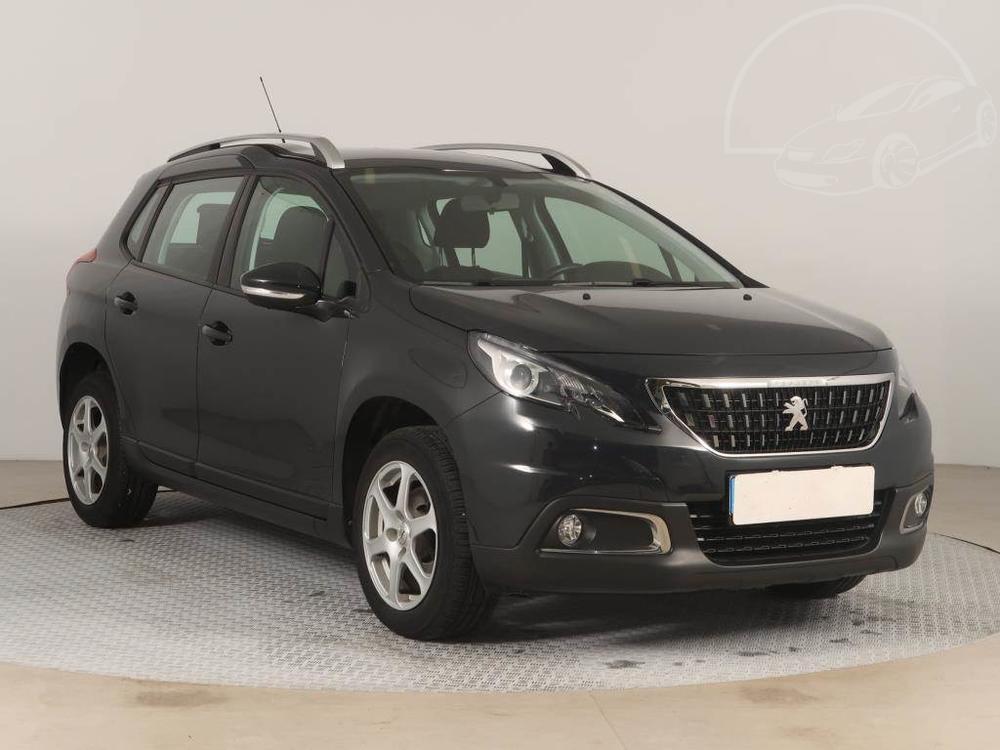 Prodm Peugeot 2008 1.2 PureTech, Automat