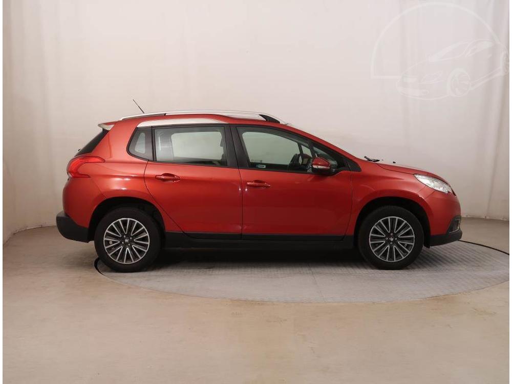 Peugeot 2008 1.2 PureTech, R,1.maj