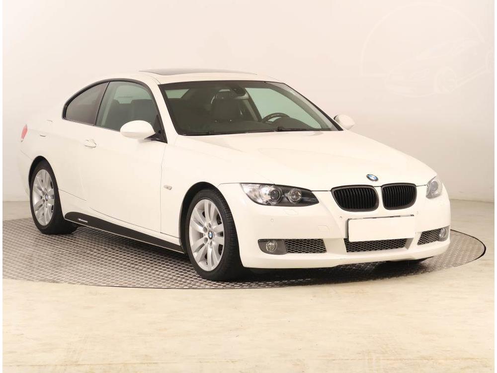 Prodm BMW 335 335 i, Automat, Ke, Navi