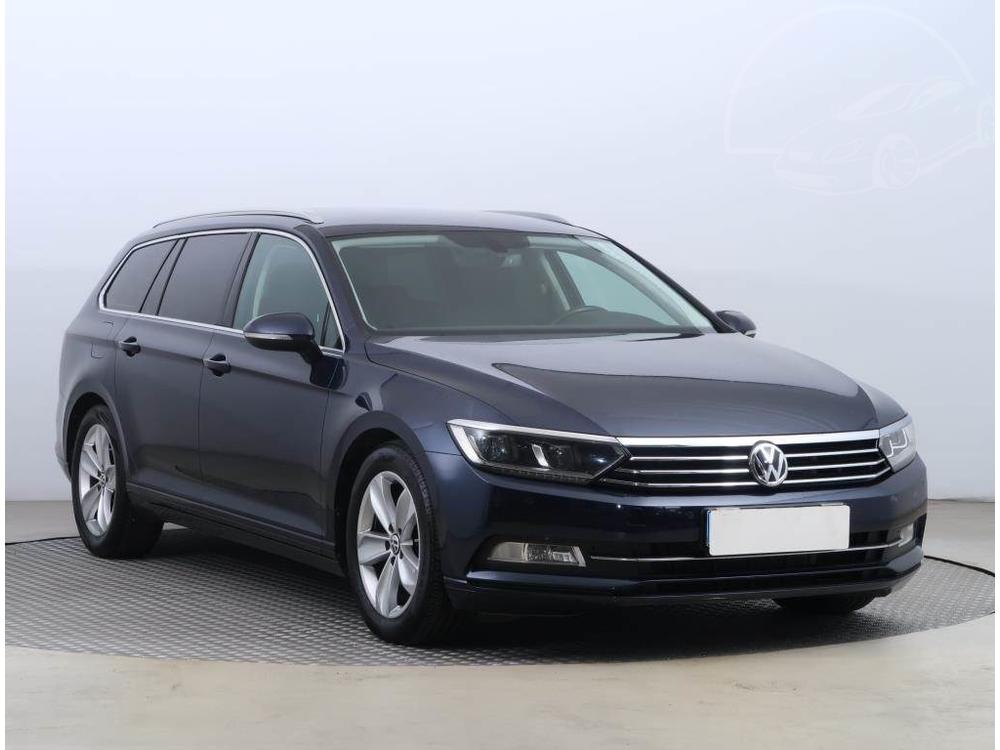 Prodm Volkswagen Passat 2.0 TDI, Comfortline, Navi