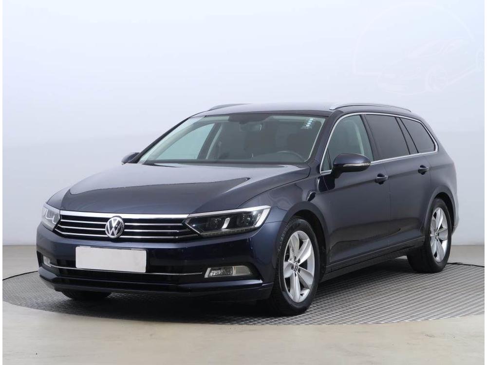 Volkswagen Passat 2.0 TDI, Comfortline, Navi