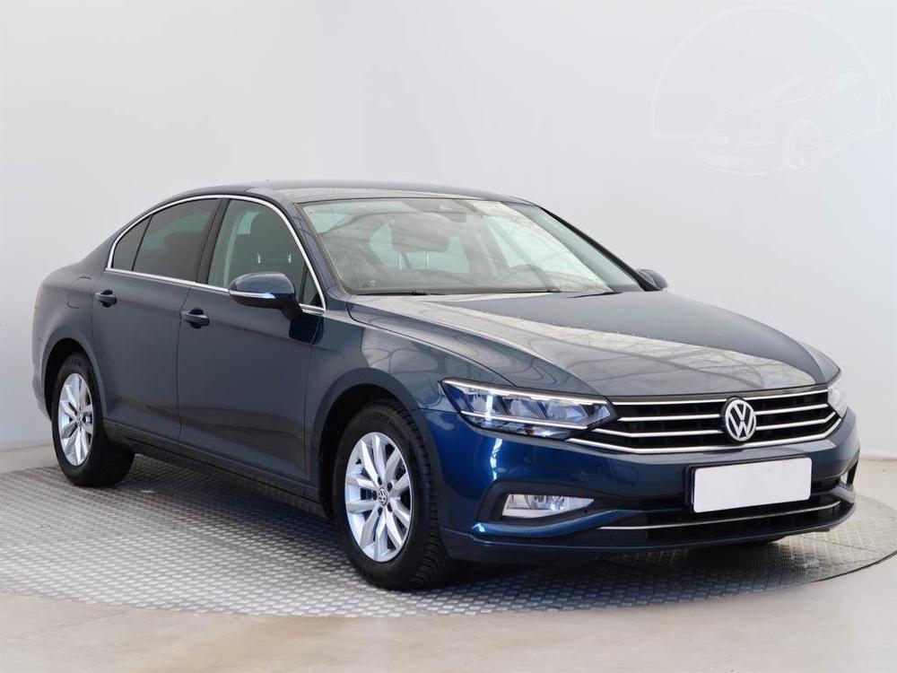 Volkswagen Passat 1.5 TSI, Business, R,1.maj