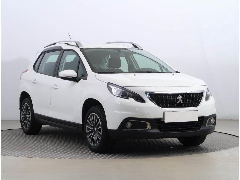 Prodm Peugeot 2008 1.2 PureTech, Active, R,1.maj