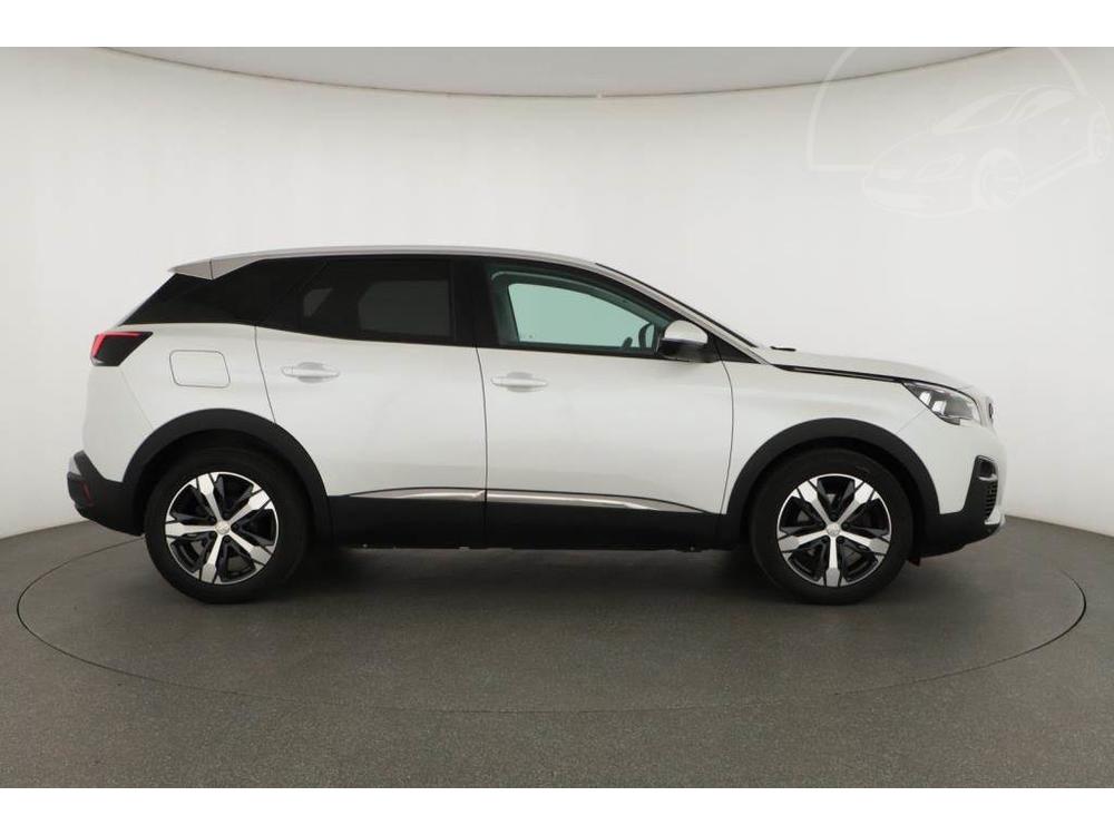 Peugeot 3008 1.2 PureTech, R,1.maj