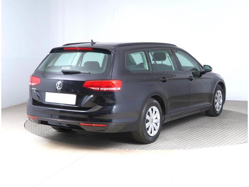 Volkswagen Passat 2.0 TDI, Navi