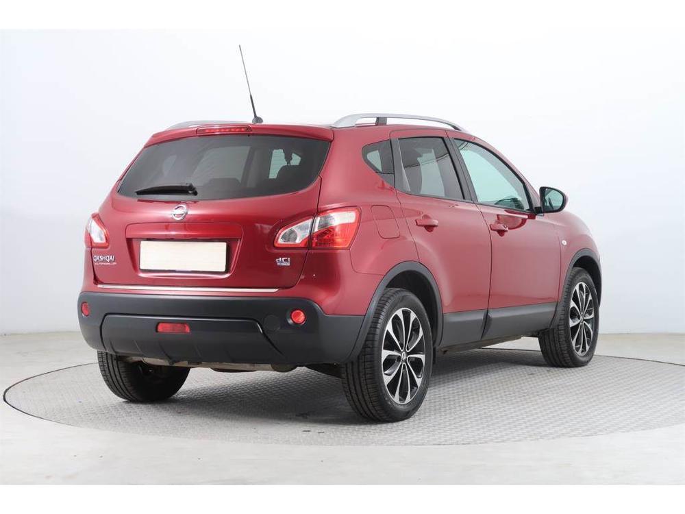 Nissan Qashqai 2.0 dCi, 4X4, Serv.kniha