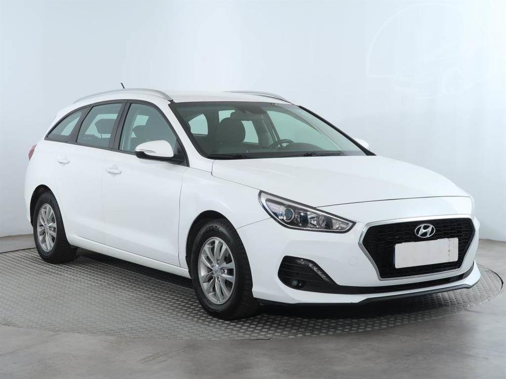 Prodm Hyundai i30 1.6 CRDi, R,2.maj, Serv.kniha