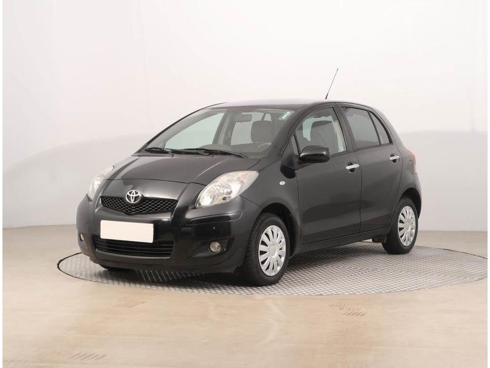 Toyota Yaris 1.0 VVT-i, Serv.kniha, Klima