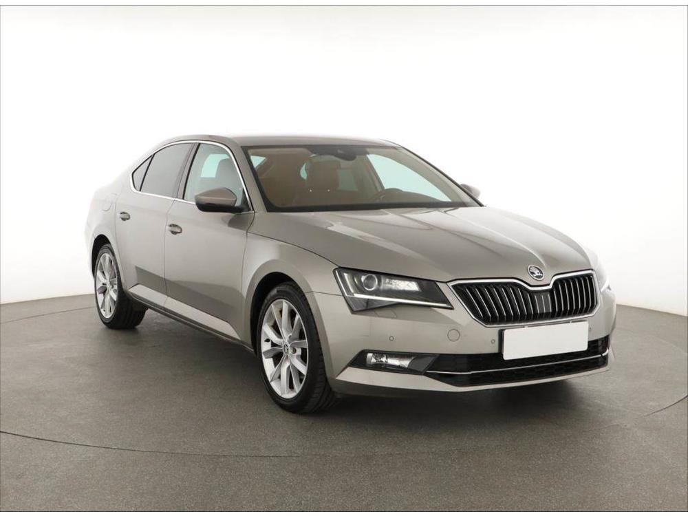 Škoda Superb 2.0 TDI, Automat, Kůže, Navi