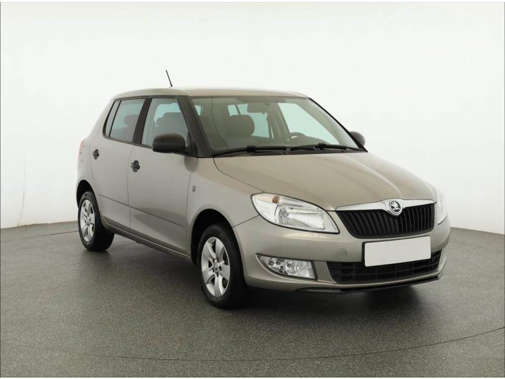 Škoda Fabia 1.2 12V, ČR,1.maj, Serv.kniha