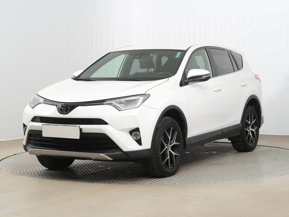 Toyota RAV4 2.0 D-4D, Navi