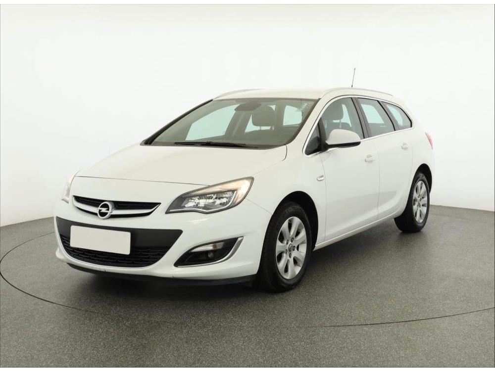 Opel Astra 1.6 CDTI, Koen sedaky