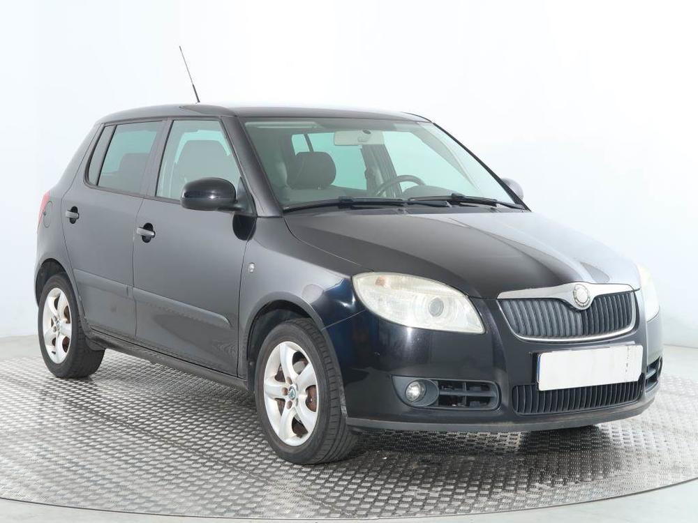 Prodm koda Fabia 1.2 12V, R,2.maj, Serv.kniha