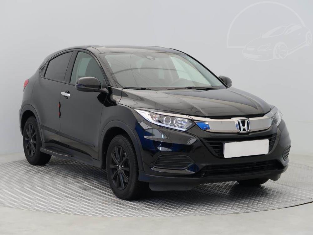 Honda HR-V 1.5 i-VTEC, Comfort, ČR,1.maj