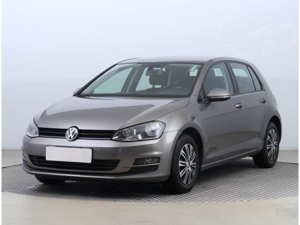 Volkswagen Golf 1.2 TSI, Comfortline, R,2.maj