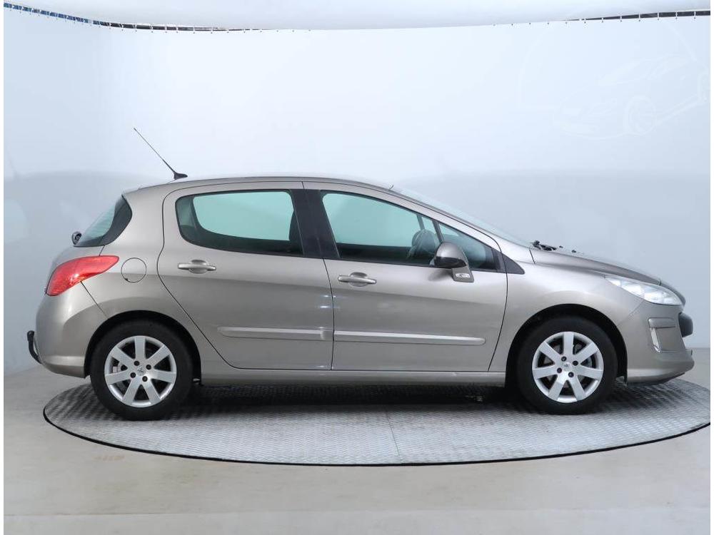 Peugeot 308 1.6 VTi, Automatick klima