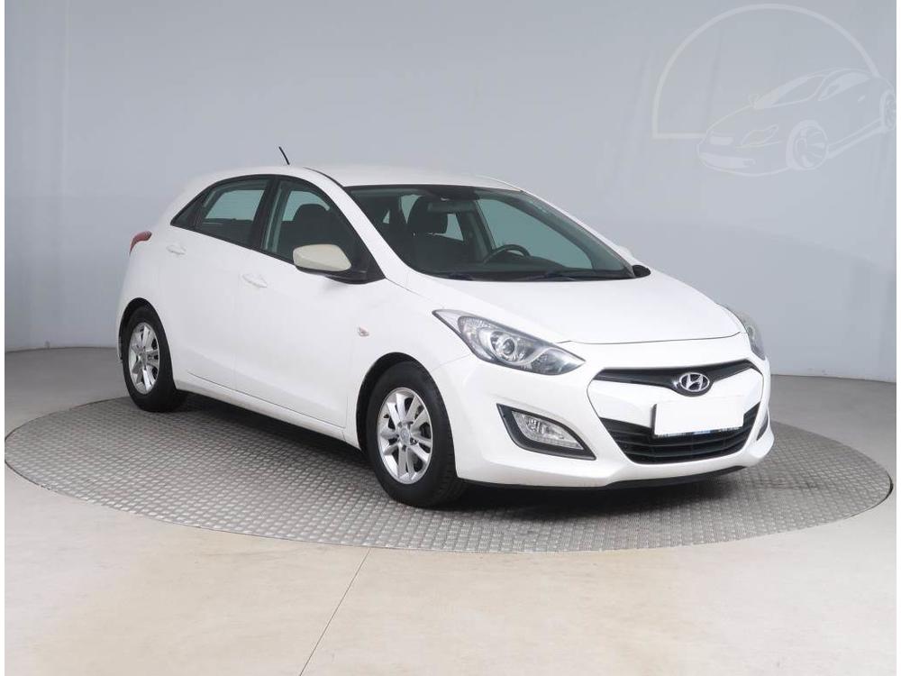 Hyundai i30 1.4 CVVT, Klima, El. okna