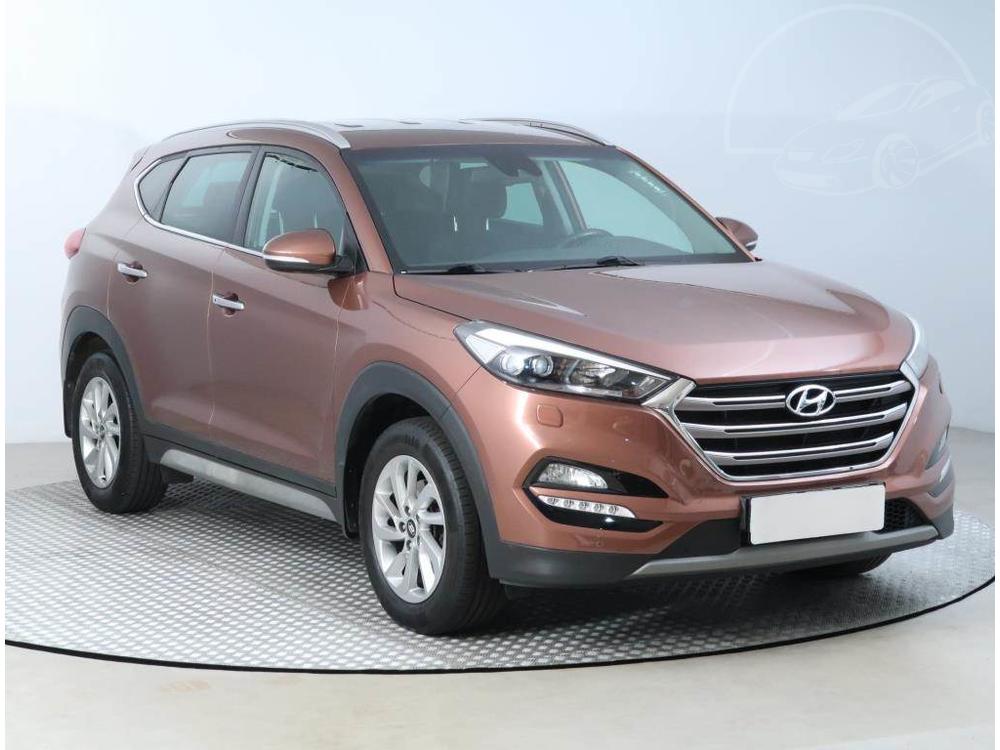 Hyundai Tucson 2.0 CRDi, 4X4, ČR,1.maj