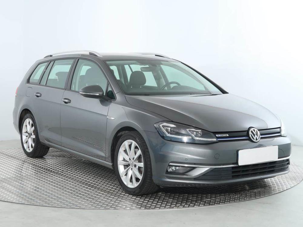 Volkswagen Golf 1.5 TSI, R,1.maj