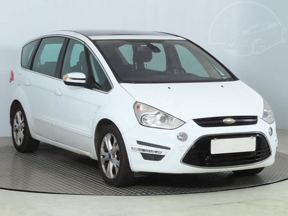 Ford S-Max 2.2 TDCi, Automat, 7 míst