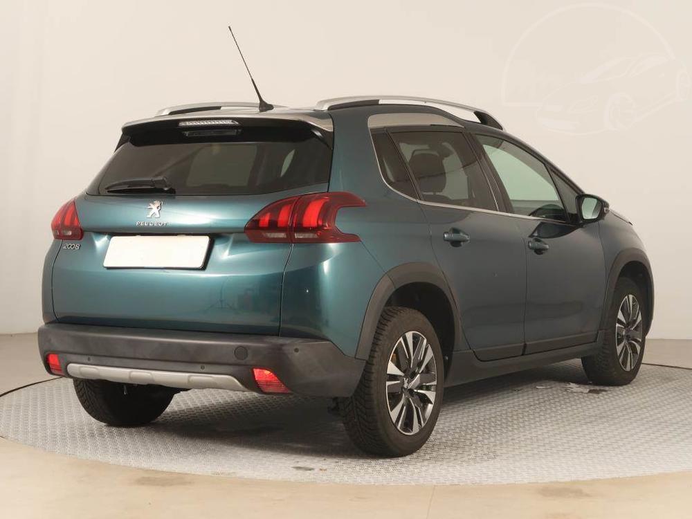 Peugeot 2008 1.2 PureTech, R,2.maj