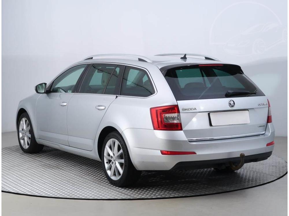 koda Octavia 1.6 TDI, Navi, Koen sedaky