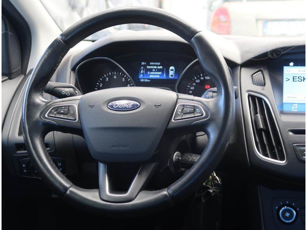 Ford Focus 1.6 i, Serv.kniha, Klima