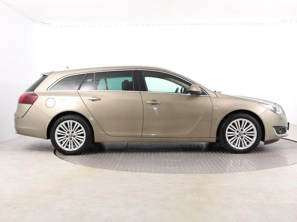 Opel Insignia 2.0 BiTurbo CDTI, Navi, Xenony