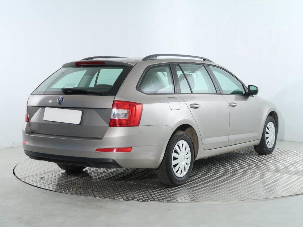 koda Octavia 1.6 TDI, Serv.kniha