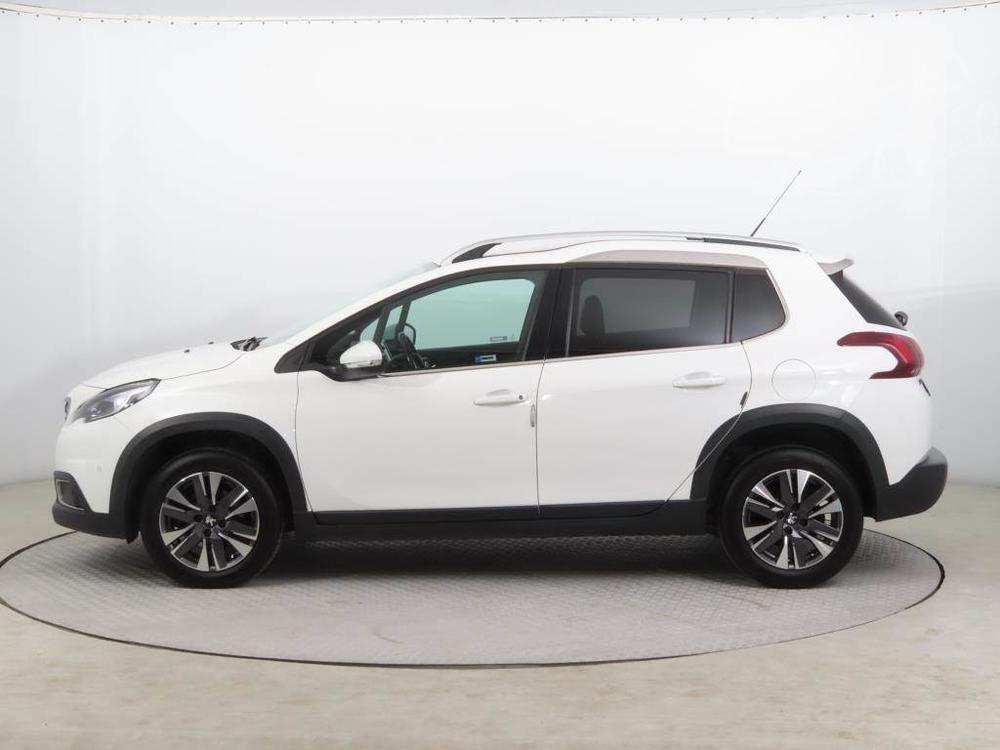 Peugeot 2008 1.2 PureTech, Automat, R