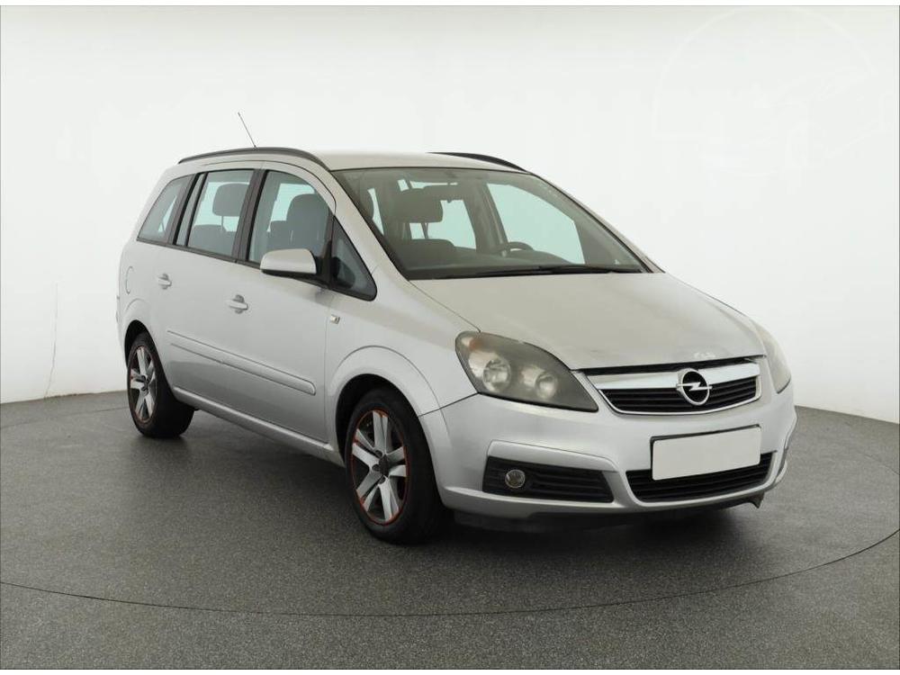 Opel Zafira 1.9 CDTI, 7 míst, Serv.kniha