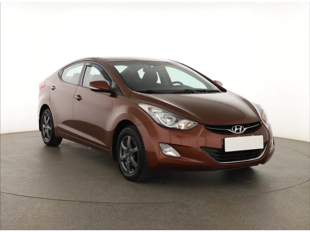 Hyundai Elantra 1.6, Automatická klima