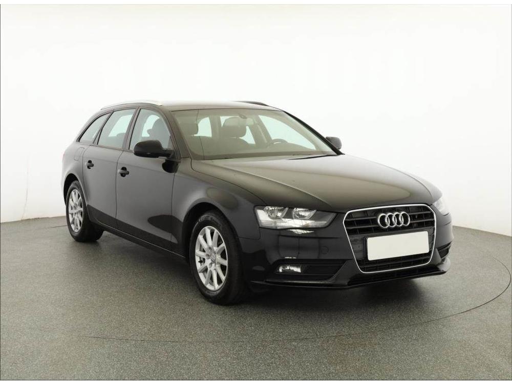 Audi A4 2.0 TDI, Serv.kniha, Navi