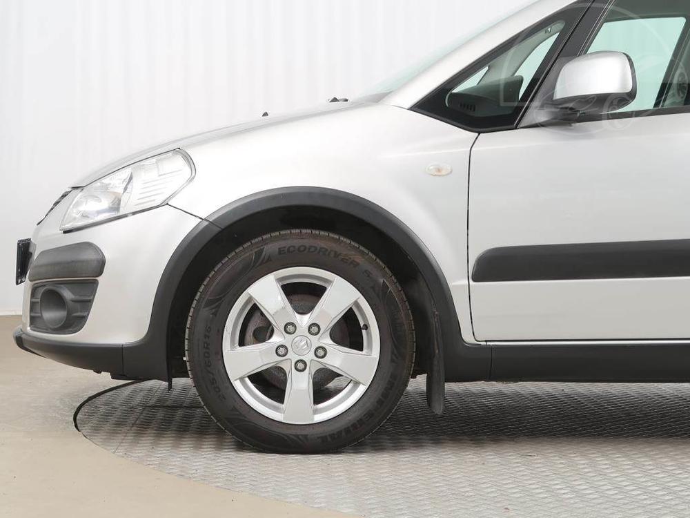 Suzuki SX4 1.5 VVT, Klima, El. okna