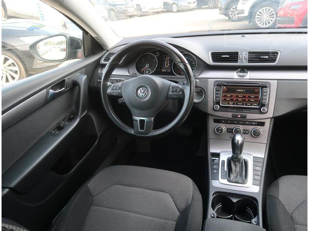 Volkswagen Passat 2.0 TDI, Automat, Navi